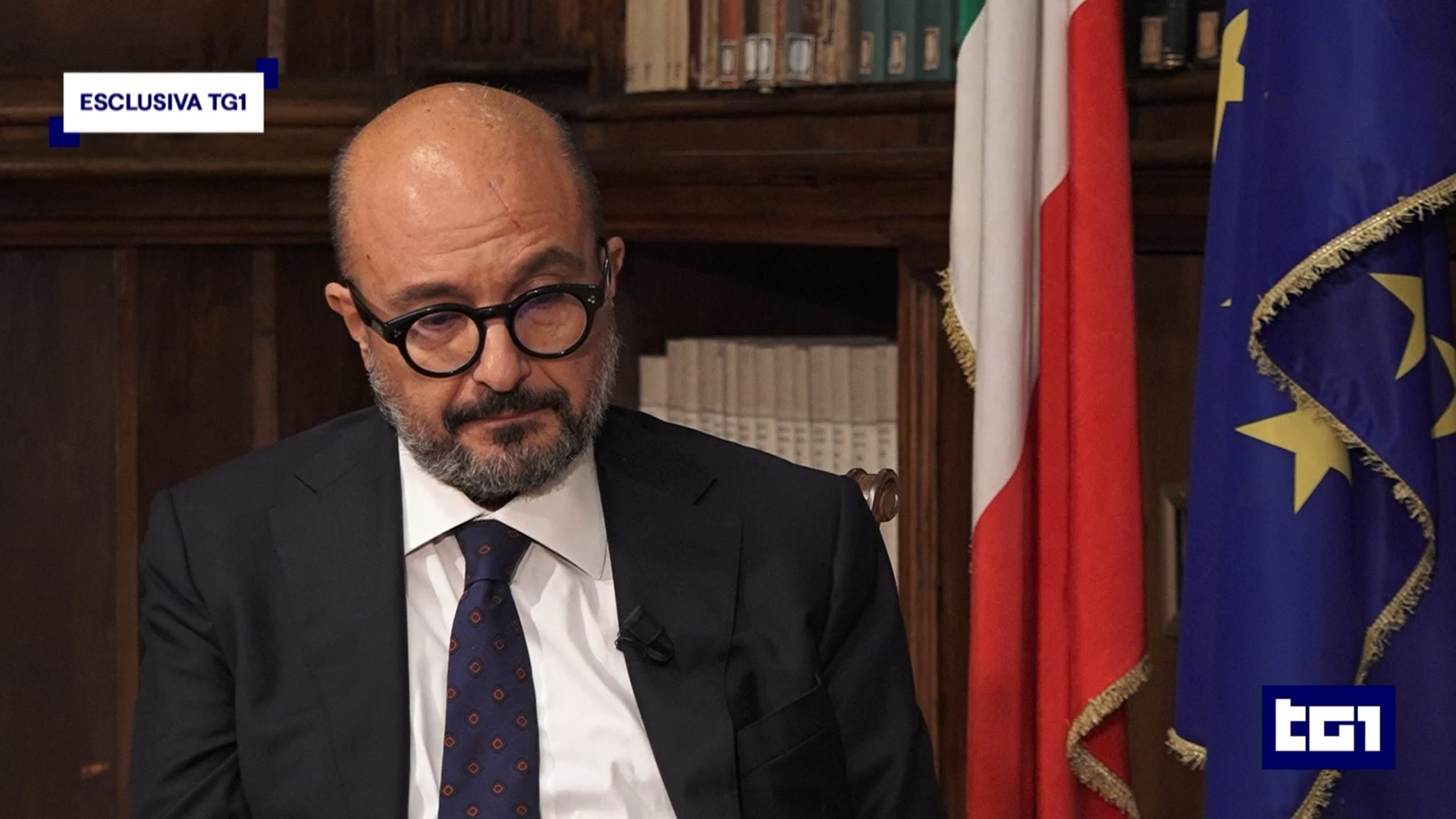 Un fermo immagine del ministro ZSangiuliano durante l'intervsta rilasciata al direttore del Tg1 Gian Marco Chiocci e andata in onda il 4 settembre 2024 durante il Tg delle 20